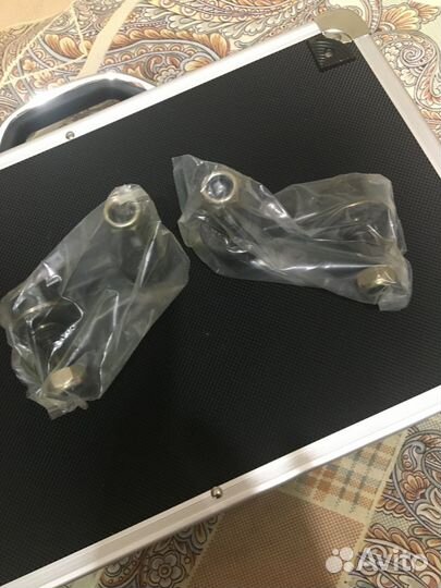 Запчасти на nissan X-trail T30 стойки стабилизатор