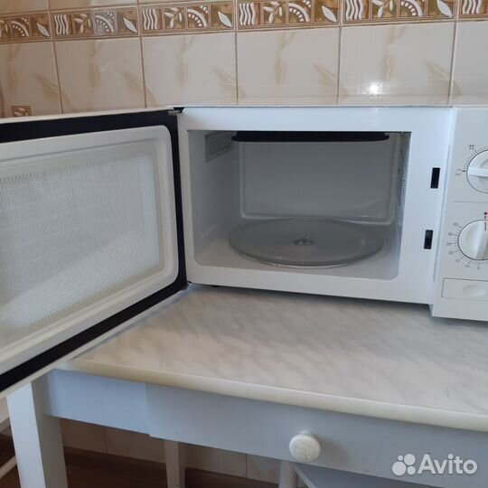 Микроволновая печь supra