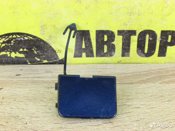 Заглушка буксировочного крюка VW Passat B6