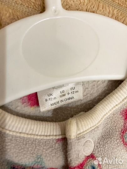 Фомсовый комбещ на девочку размер 74