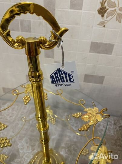 Горка посуда