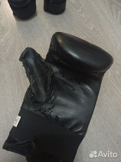 Боксерские перчатки, форма, шлем