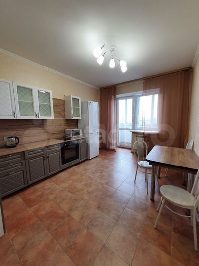 1-к. квартира, 52 м², 10/15 эт.