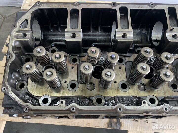Головка блока цилиндров Cursor 10 Iveco Stralis