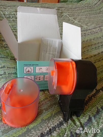 Автоматическая кормушка для рыб Homefish