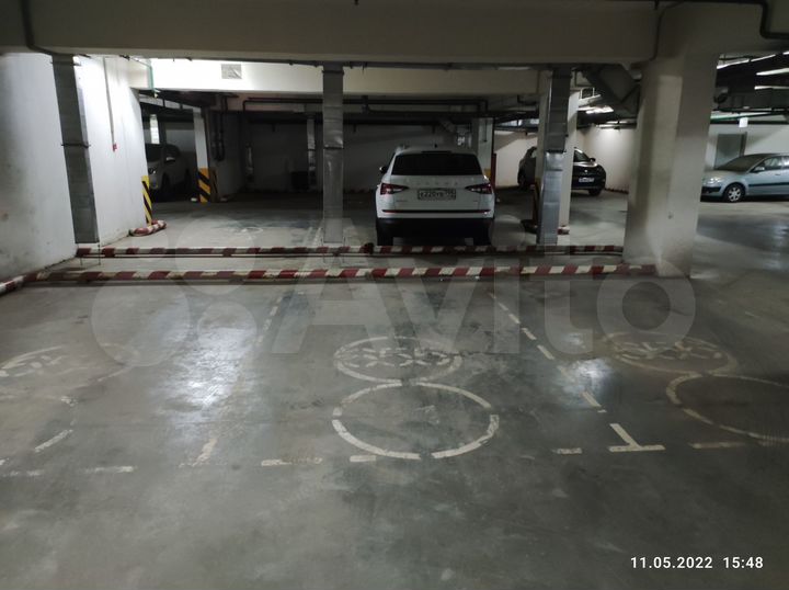 Машиноместо, 14 м²