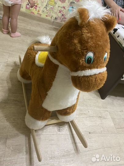 Лошадь качалка