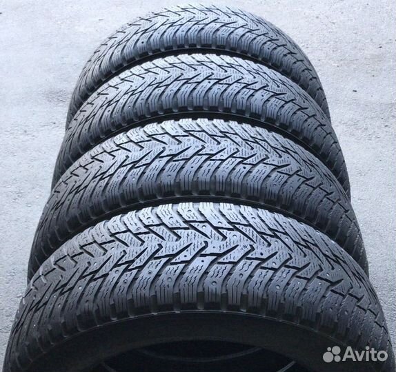 Nokian Tyres Hakkapeliitta 8 SUV 235/60 R18