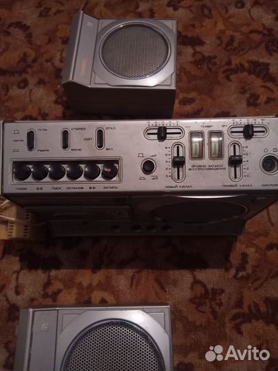 Магнитофон :Парус М-213С