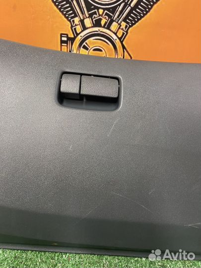 Бардачок Nissan Almera classic