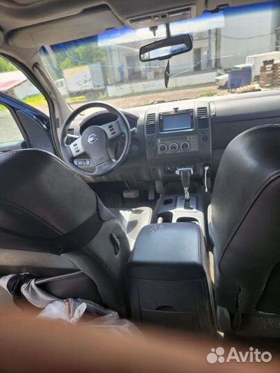 Nissan Navara 2.5 AT, 2006, 350 000 км