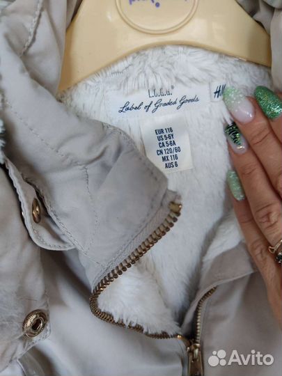 Куртка H&M для девочки 110-116 5-6 лет