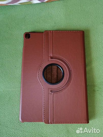 Чехол на iPad