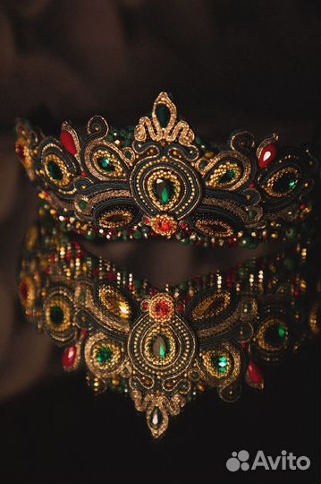 Кокошник, корона в технике сутаж