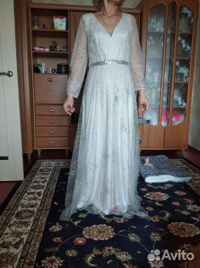 Вечернее платье в пол 42 44