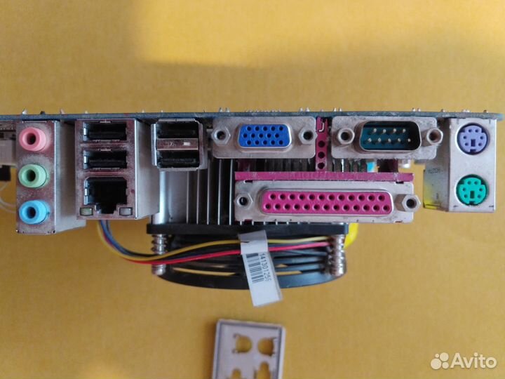 Материнская плата 1155 с процессором i3 и памятью