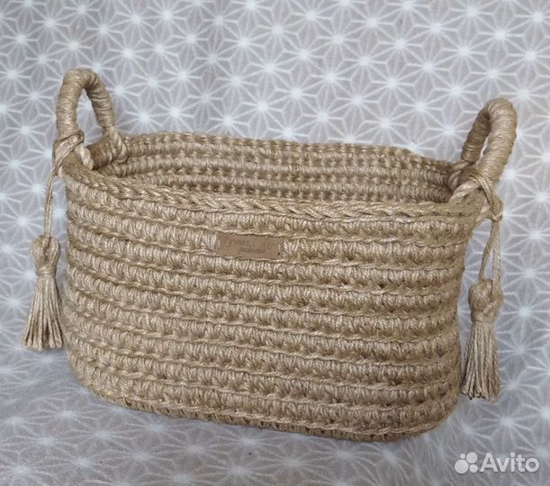 Корзина из джута с деревянным дном