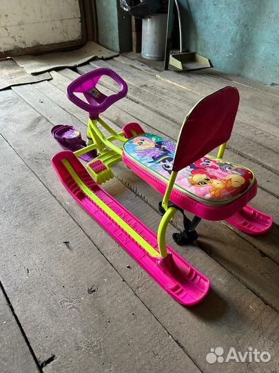 Детский снегокат