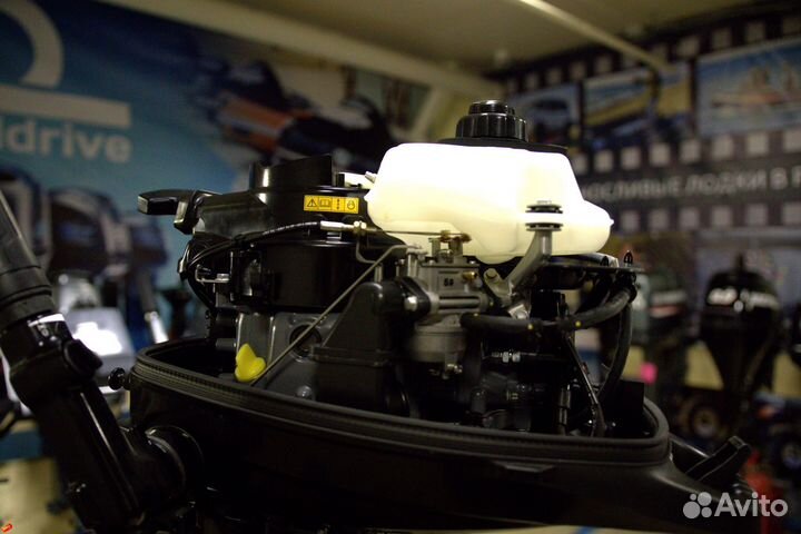 4-х тактный лодочный мотор suzuki DF5AS витрина