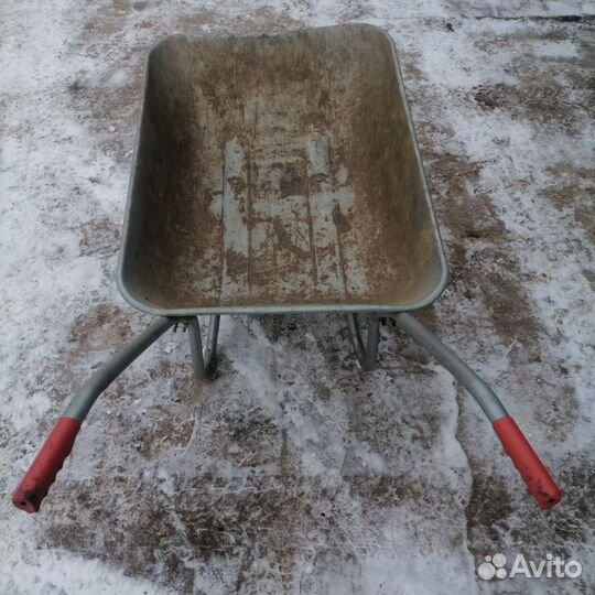 Тачка садовая бу