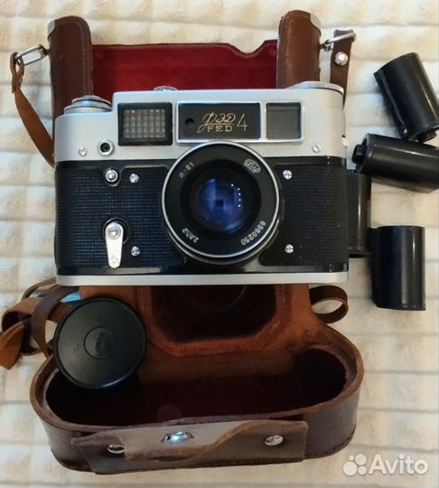 Фотоаппарат фед-4