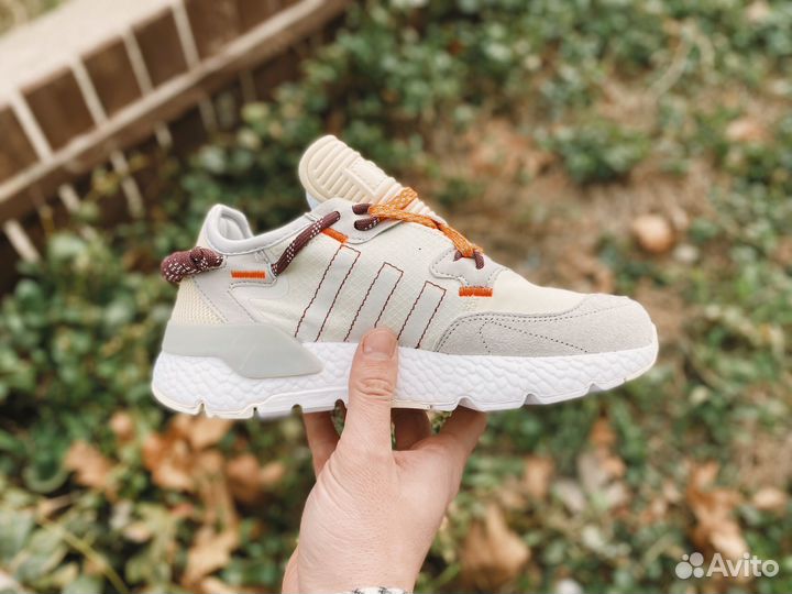 Кроссовки женские Adidas Nite Jogger