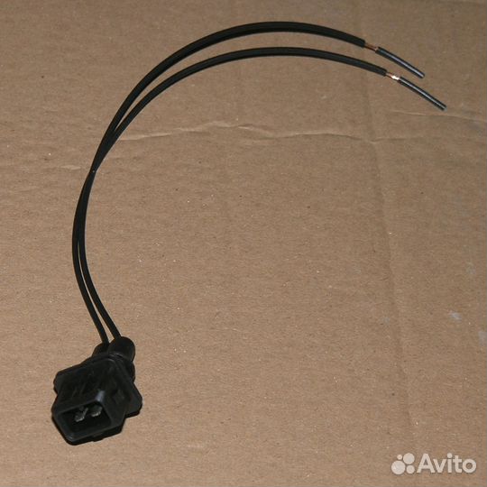 Колодка штыревая 2 серия 3.5 топливног Жгут 10-01