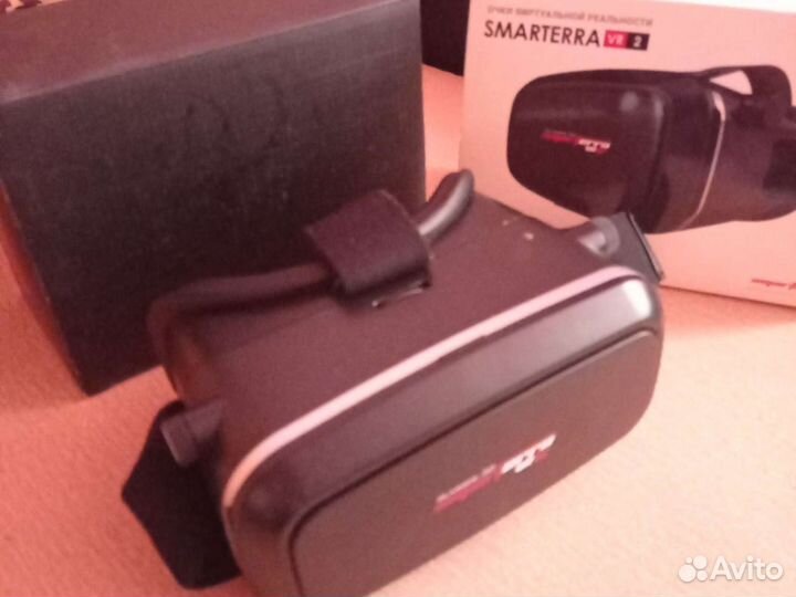 Очки виртуальной реальности для телефона