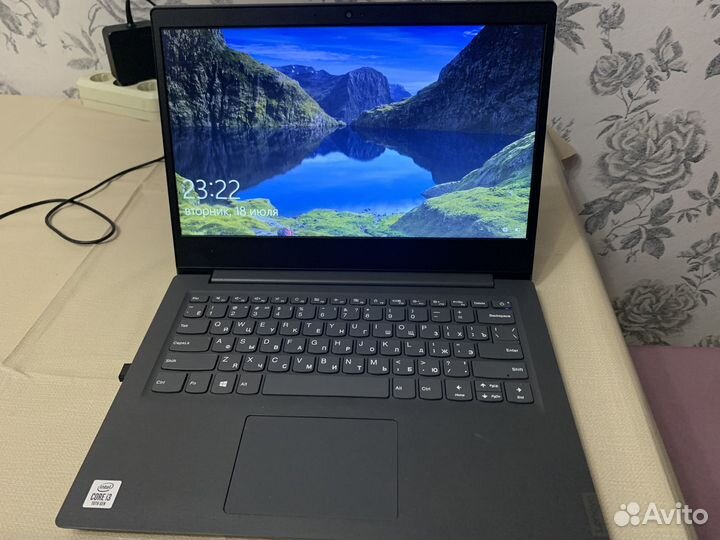 Ноутбук lenovo V14-IIL