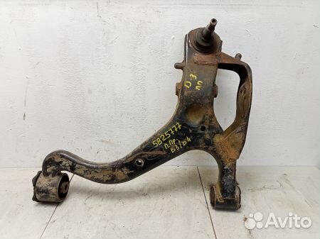 Рычаг передний правый нижний