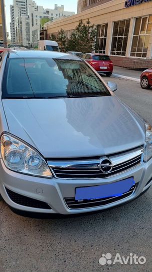 Opel Astra 1.8 AT, 2014, 107 600 км