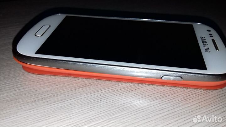 Samsung Galaxy S III mini GT-I8190, 8 ГБ