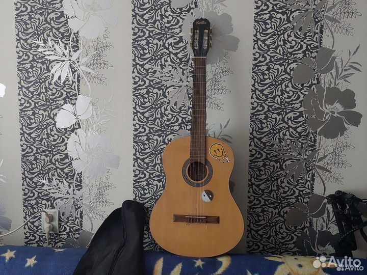 Классическая гитара