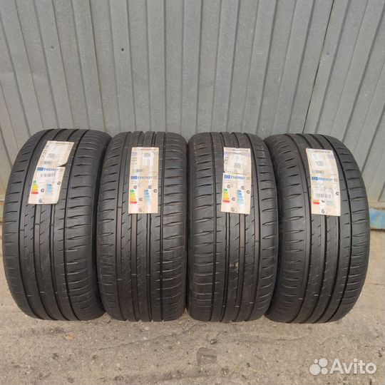 Michelin Pilot Sport 4 225/40 R18 92Y