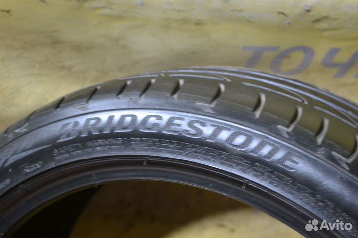 Bridgestone Potenza S001 215/40 R17