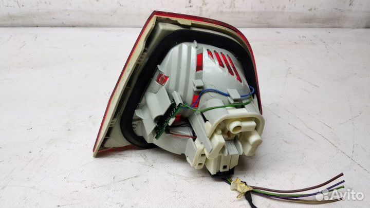 Фонарь задний левый Bmw 3-Series E90 3.0D 2011