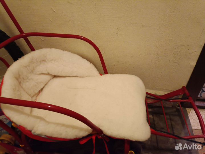 Детские санки на колесах