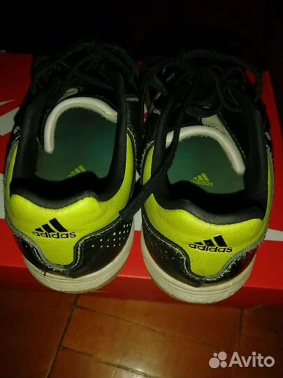 Кроссовки adidas