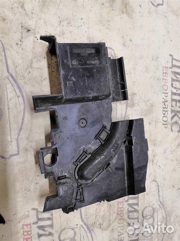 Крышка блока предохранителей VW Touareg 2002-2010