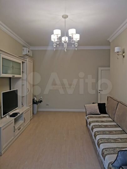 2-к. квартира, 65 м², 1/5 эт.