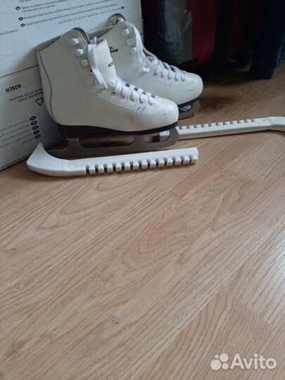Коньки для фигурного катания