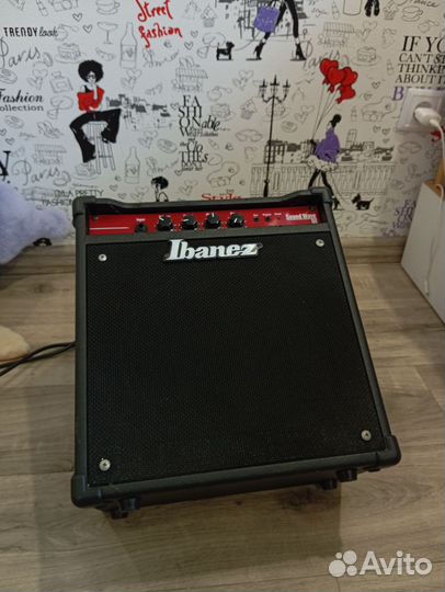Басовый комбоусилитель Ibanez