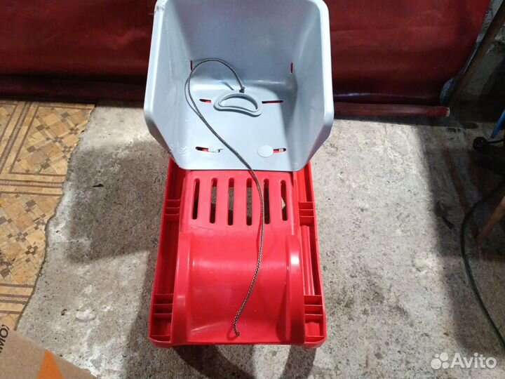 Санки детские пластиковые