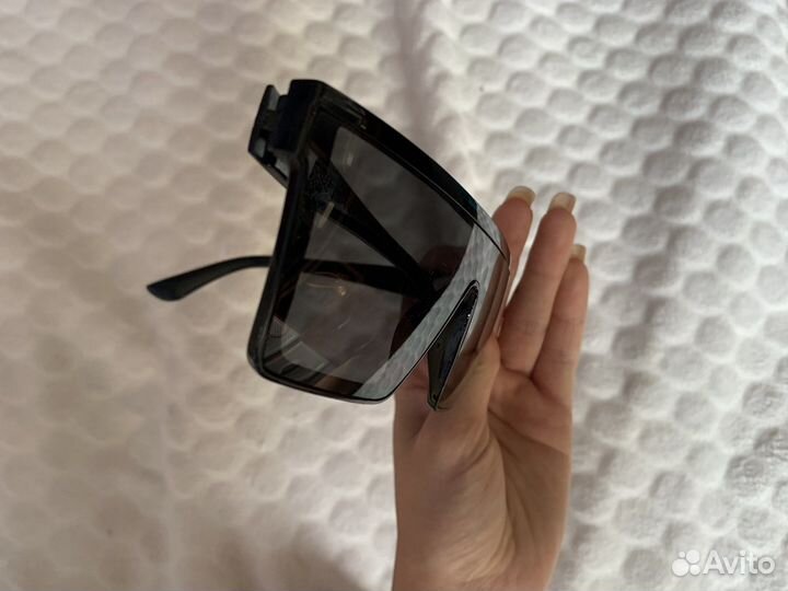 Солнцезащитные очки женские