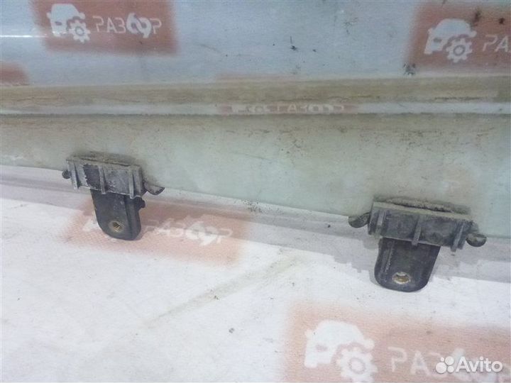 Стекло двери переднее левое Hyundai Sonata EF G4JP