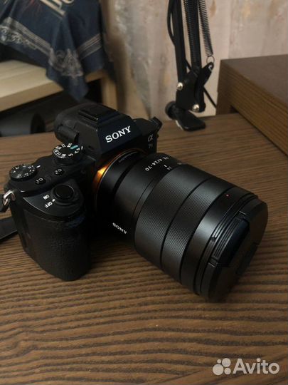 Carl Zeiss Vario-Tessar T* E 24-70 мм F4 ZA OSS