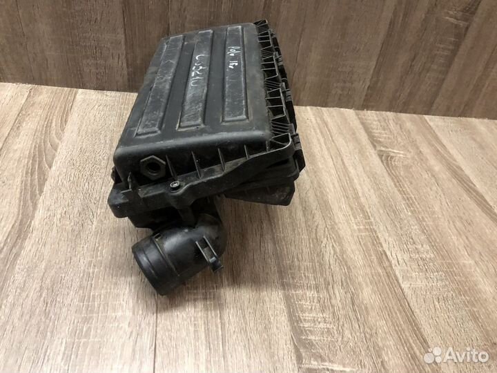 Корпус воздушного фильтра volkswagen polo