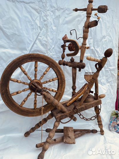 Прялка -ткацкий станок древний более 100лет