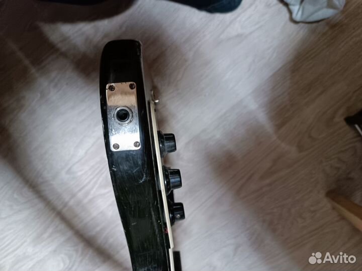 Бас гитара galaxis bass