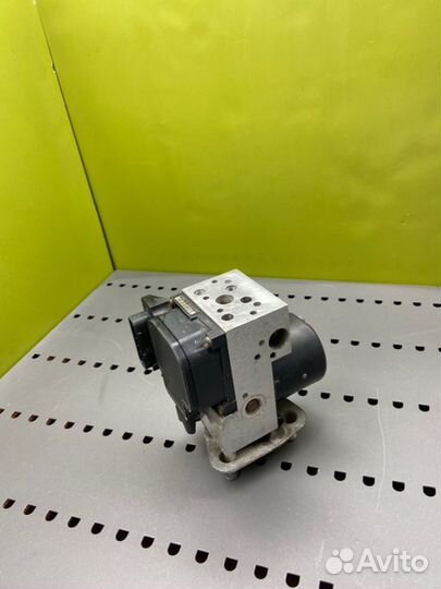 Блок ABS Mercedes-Benz E-Class W210 M111.942 2.0